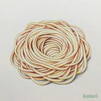 弾力と噛み応えのある極太麺